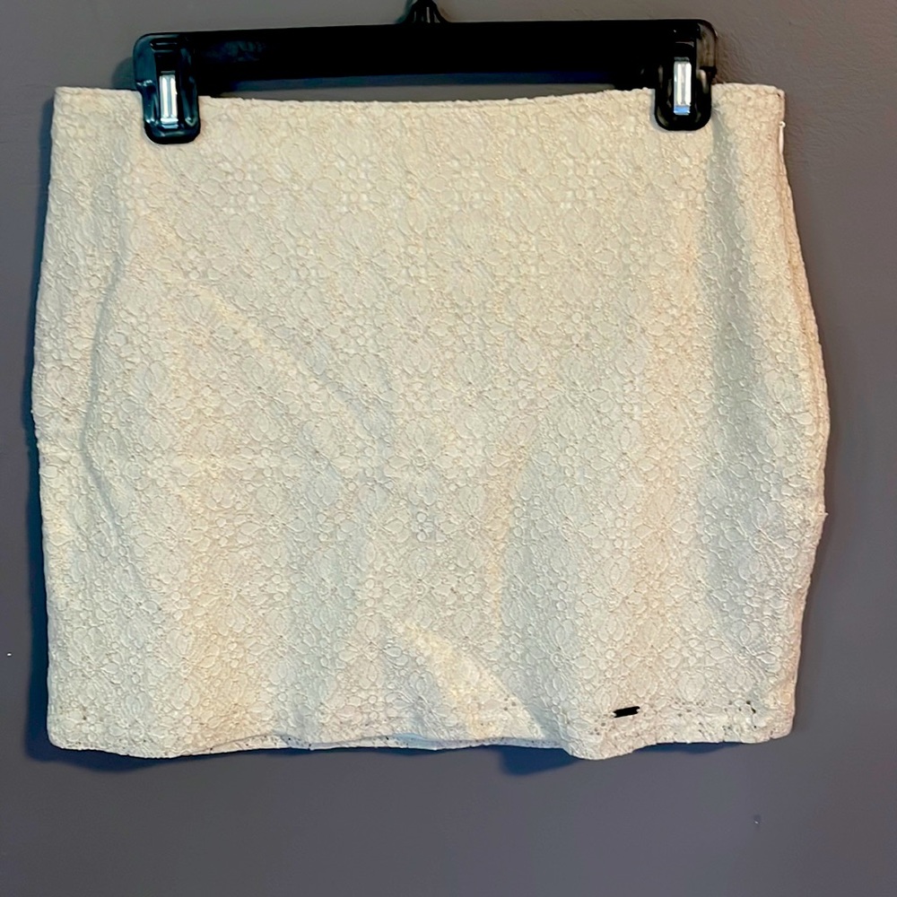 Hollister skirt size 7 new with tags